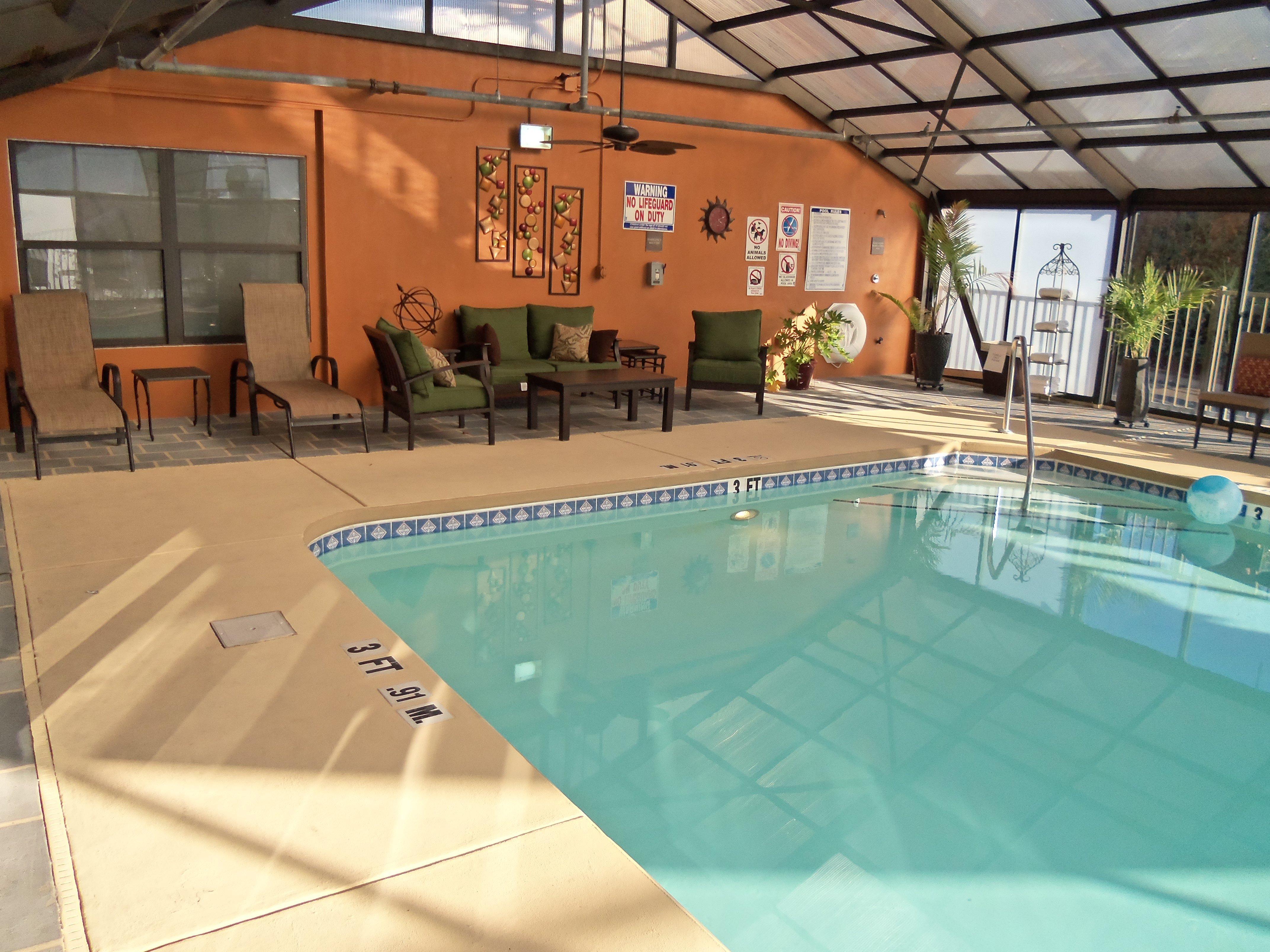 Holiday Inn Express Hotel & Suites Sanford By Ihg Extérieur photo