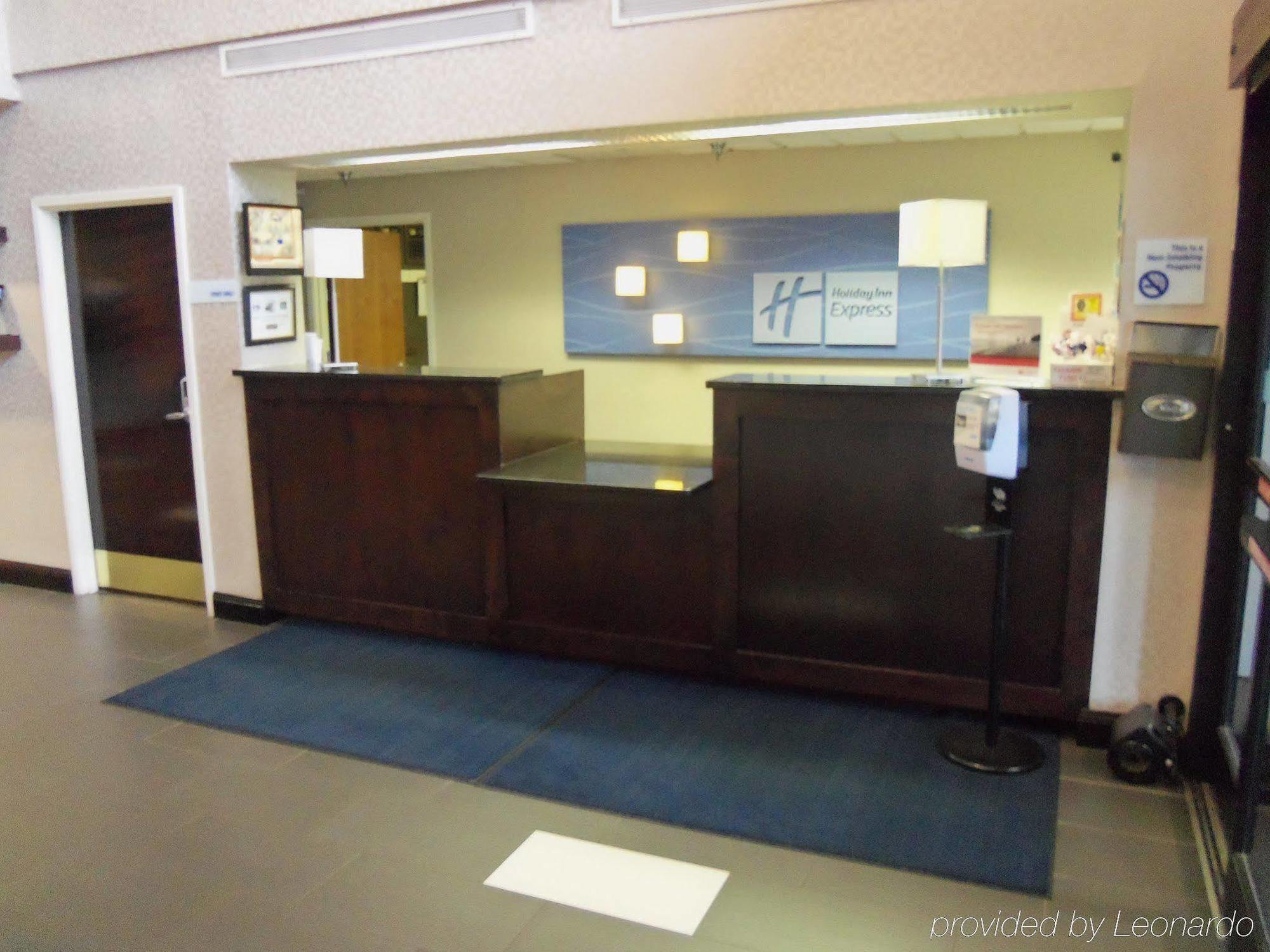 Holiday Inn Express Hotel & Suites Sanford By Ihg Extérieur photo
